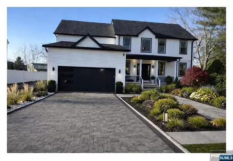 919 Sicklerville Rd, Sicklerville, NJ 08081