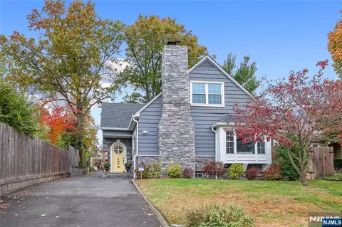 165 Pine St, Hackensack, NJ 07601 photo 1