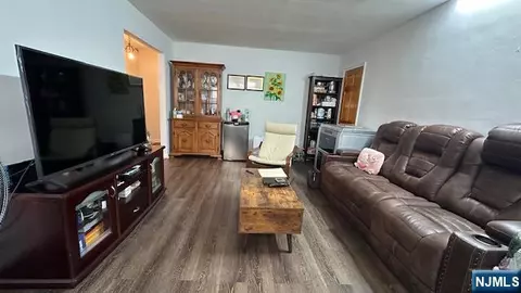 1307 Inwood Ter #1, Fort Lee, NJ 07024