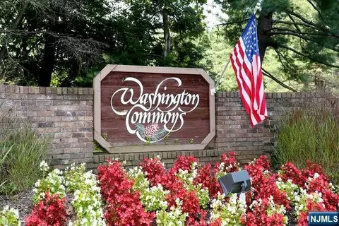 74 Woodbury Ct #74C, Township Of Washington, NJ 07676