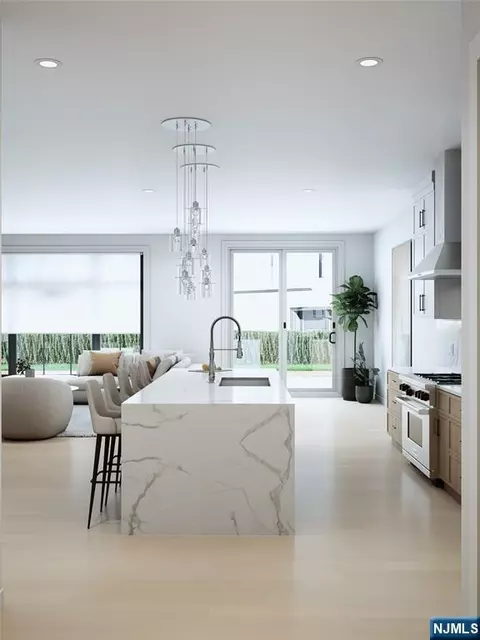 14 Feldman Ct, Paramus, NJ 07652