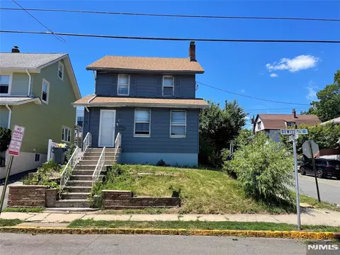 425 Dewitt Ave, Belleville, NJ 07109