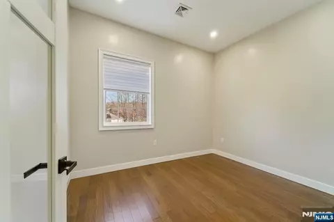 Bedroom - 24 Holmes Ln, Wayne, NJ 07470 photo 6 of 6