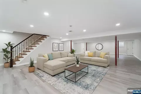 Living - 24 Holmes Ln, Wayne, NJ 07470 photo 1 of 1