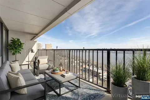 3 Horizon Rd # 1004, Fort Lee, NJ 07024
