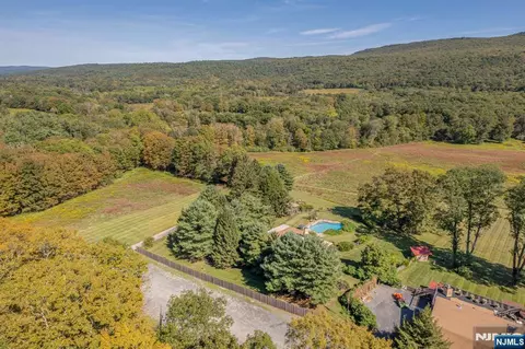 View/Area - 0 Rte 615, Walpack, NJ photo 1 of 3