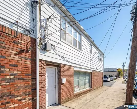 85 Berkshire Ave, Paterson, NJ 07502