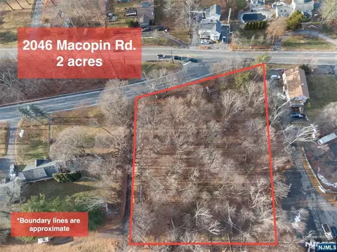 2046 Macopin Rd, West Milford, NJ 07480