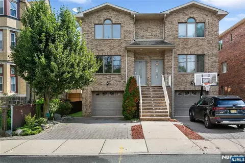 245 Knox Ave, Cliffside Park, NJ 07010