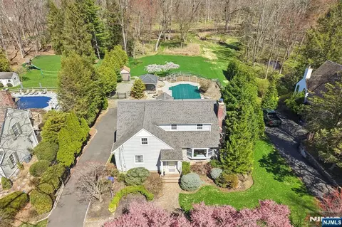 777 W Saddle River Rd, Ho Ho Kus, NJ 07423