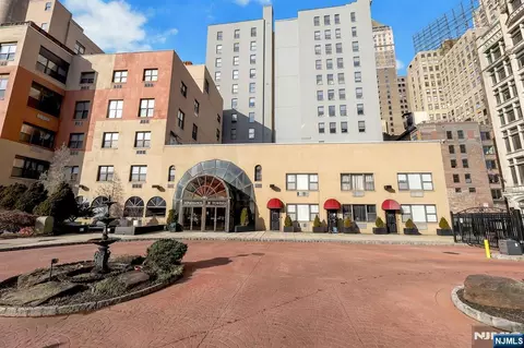 111 Mulberry #3T, Newark, NJ 07102