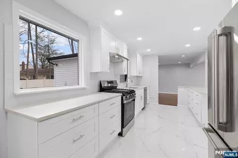 Entry Way - 229 Standish Rd, Paramus, NJ 07652 photo 3 of 3