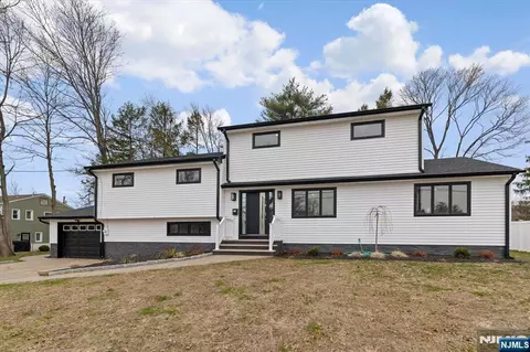 Exterior - 229 Standish Rd, Paramus, NJ 07652 photo 3 of 9