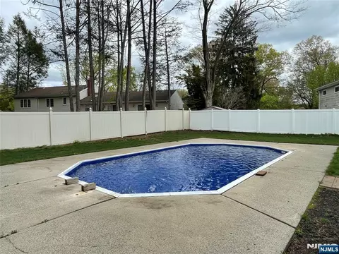Exterior - 229 Standish Rd, Paramus, NJ 07652 photo 7 of 9