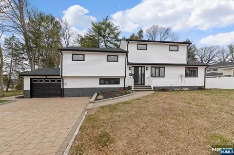 Exterior - 229 Standish Rd, Paramus, NJ 07652 photo 2 of 9