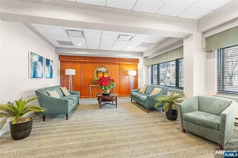 Living - 307 Prospect Ave #17D, Hackensack, NJ 07601 photo 5 of 5