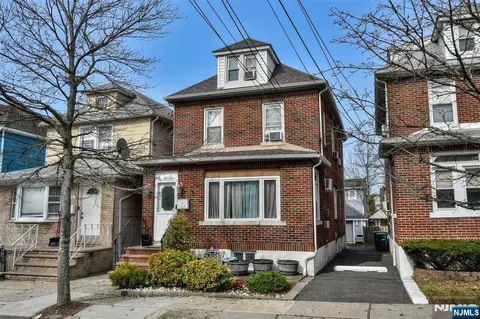 423 8th St, Fairview, NJ 07022