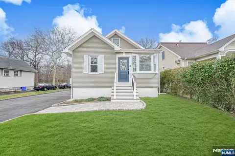 16 Grey Rock Ave, Little Falls, NJ 07424