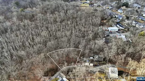 Shady, Wanaque, NJ 07420
