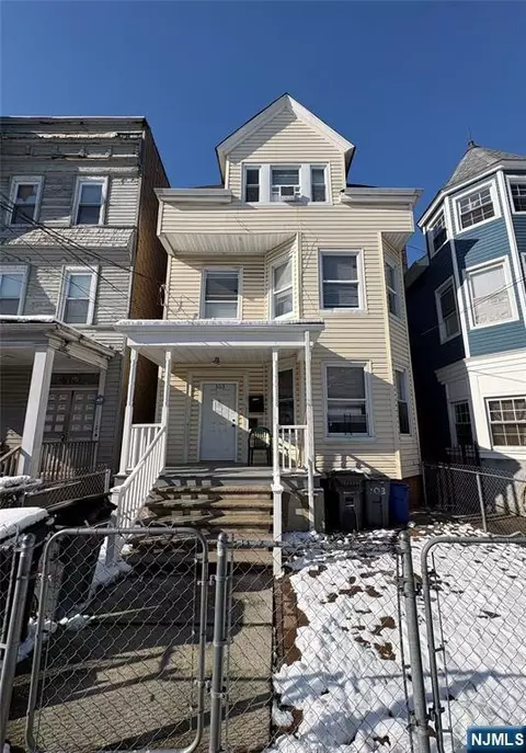 103 10th St, Newark, NJ 07107