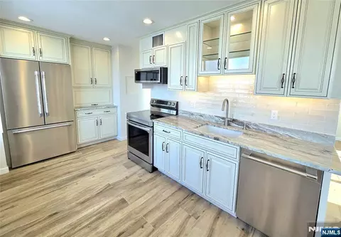 151 Prospect Ave #19A, Hackensack, NJ 07601