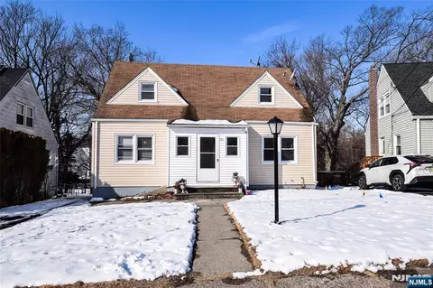 31 Aberdeen, Haledon, NJ 07508