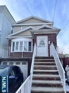 271 Danforth Ave, Jersey City, NJ 07305