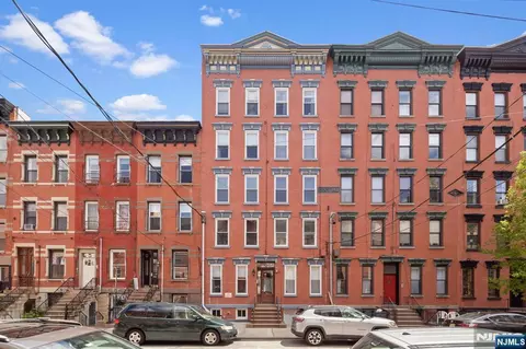 933 Garden St #3, Hoboken, NJ 07030