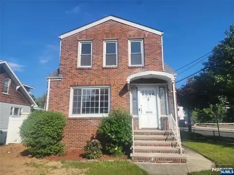 752 Ridge Rd, Lyndhurst, NJ 07071
