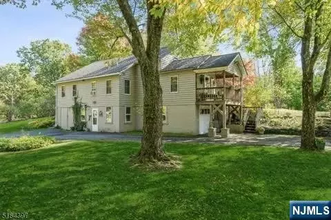 488 Ridge Rd, Newton, NJ 07860