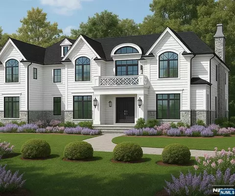 82 Gorga Pl, Township Of Washington, NJ 07676