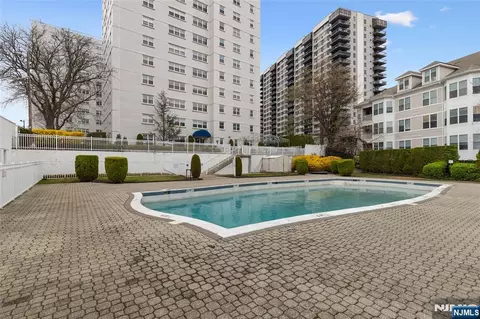 Exterior - 280 Prospect #9H, Hackensack, NJ 07601 photo 1 of 5