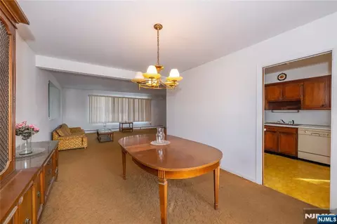 Dining - 409 W Anderson St, Hackensack, NJ 07601 photo 2 of 2