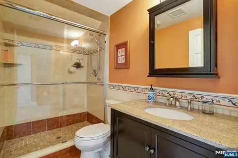 Bath - 599 Point Ave, Brick, NJ 08724 photo 4 of 7