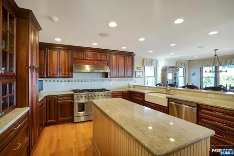Kitchen - 599 Point Ave, Brick, NJ 08724 photo 2 of 3