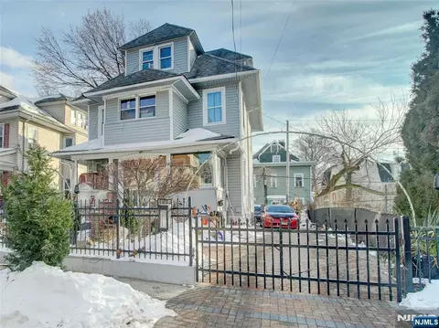 24 White Ter, Newark, NJ 07108
