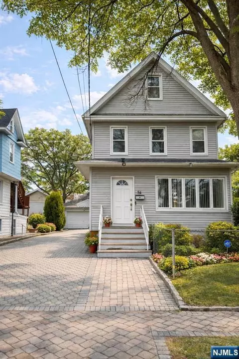 54 College Pl, Ridgefield Park, NJ 07660