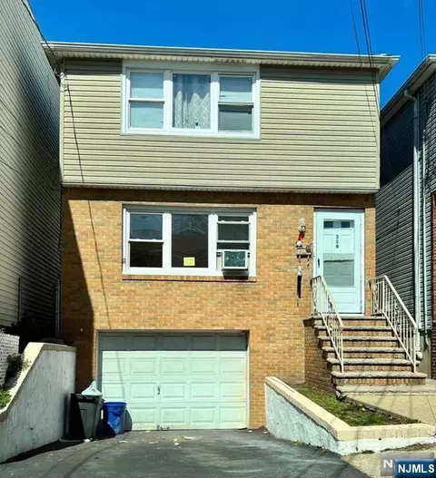 316 William St, Harrison, NJ 07029