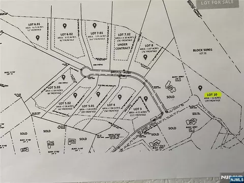 18 Wiltshire Dr, Boonton Township, NJ 07005