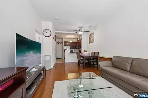 1127 Riverview Ave #127, Englewood, NJ 07631