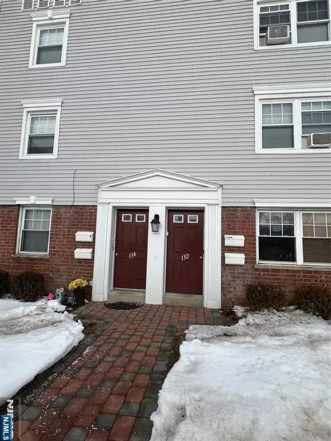 134 Hastings # B, Rutherford, NJ 07070