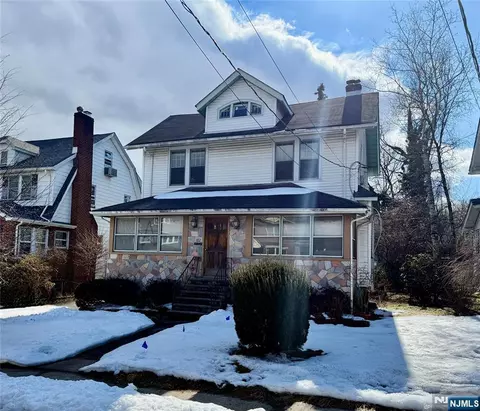 182 Hillside Ave, Teaneck, NJ 07666