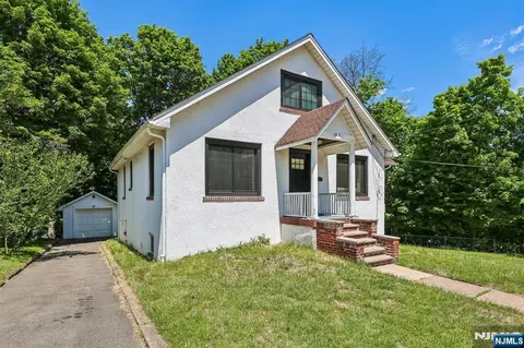 508 High St, Oradell, NJ 07649