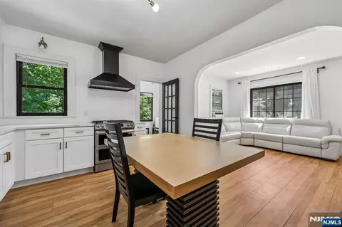 508 High St, Oradell, NJ 07649