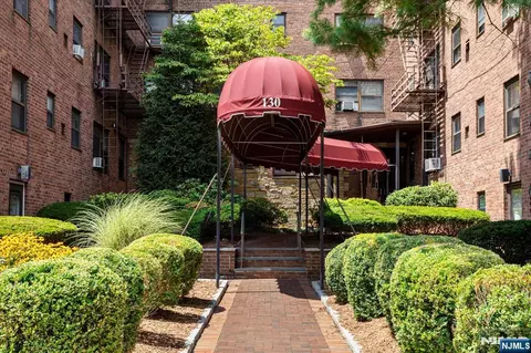 130 Orient Way #4H, Rutherford, NJ 07070