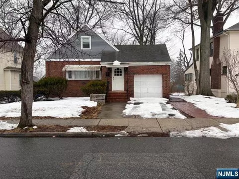 125 Reade St, Englewood, NJ 07631