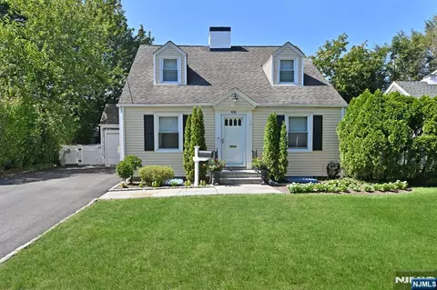 436 Cambridge Rd, Ridgewood, NJ 07450