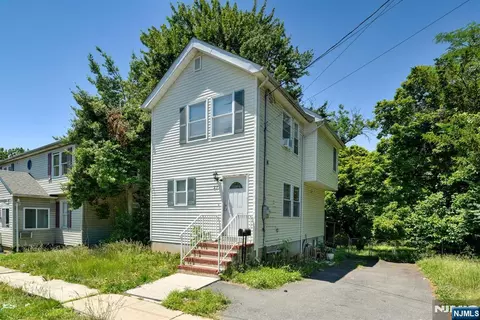 27 Newell Ave, New Brunswick, NJ 08901