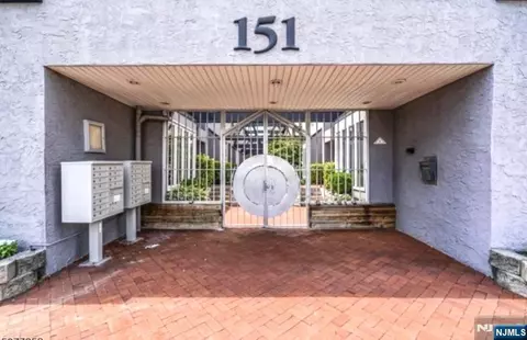 151 Liberty St #9, Little Ferry, NJ 07643