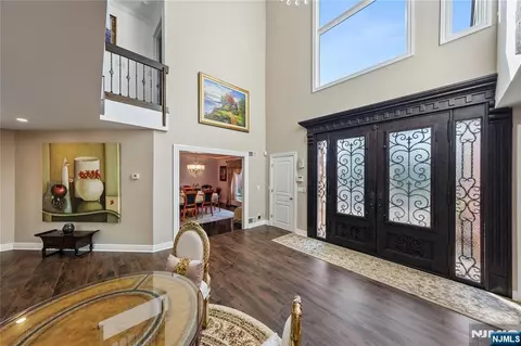 Entry Way - 93 Jackson Dr, Cresskill, NJ 07626 photo 1 of 6